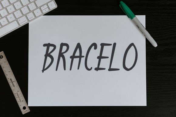 Bracelo Font - Featured Image